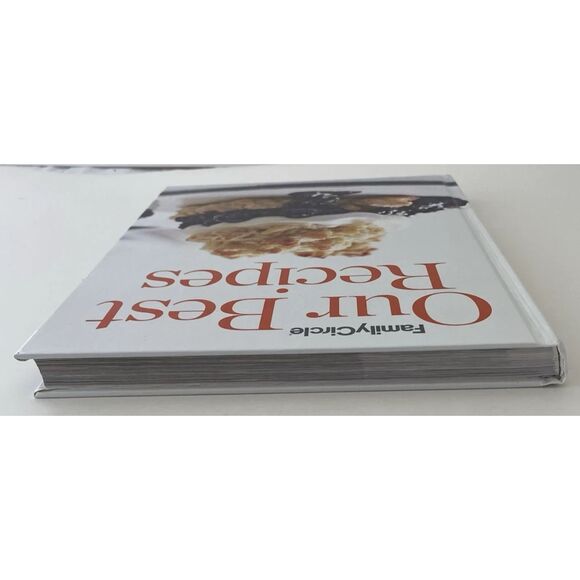 FAMILY CIRCLE OUR BEST RECIPES 2016 by Family Circle - Picture 4 of 16